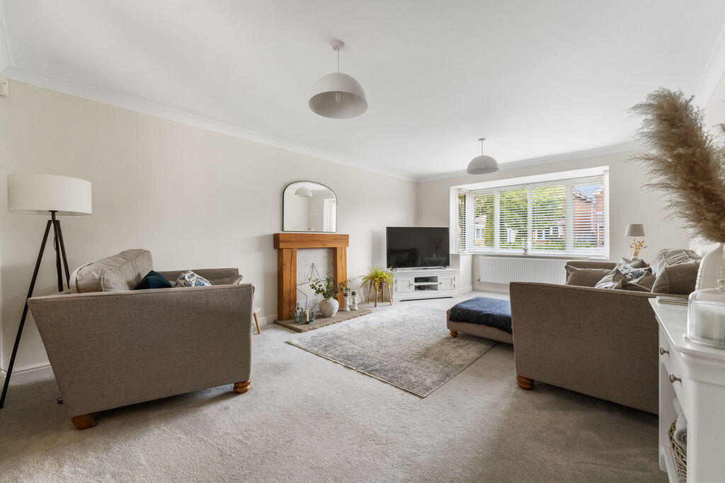 House in Grimsby, Healing - View 5