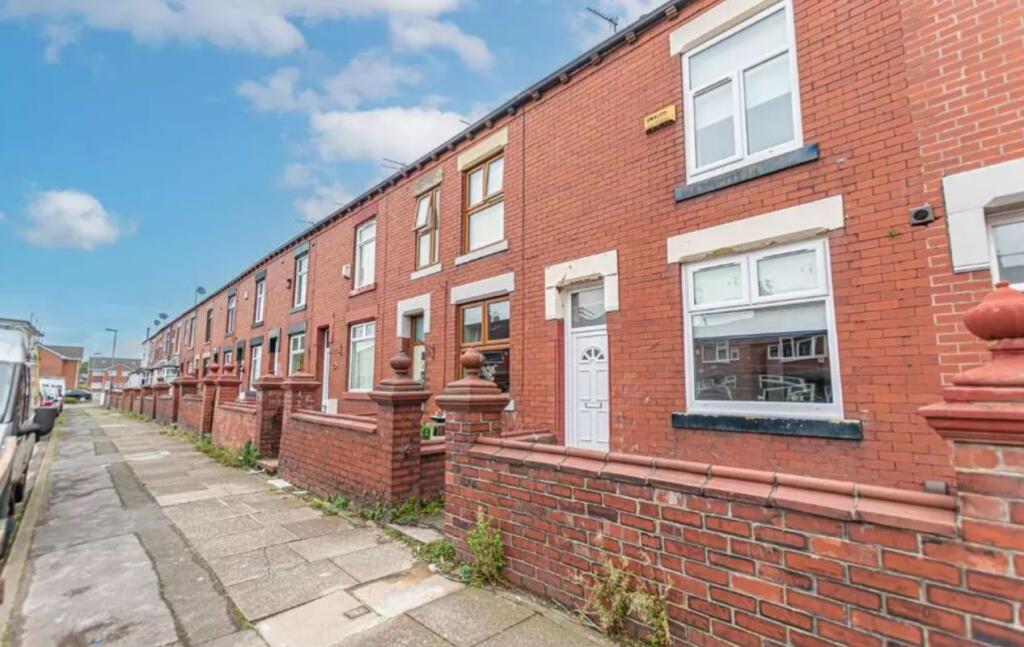 Main image of property: 120 Boundary Park Road, Oldham, Lancashire, OL1 2NZ