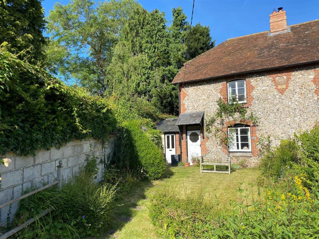 Main image of property: Primrose Hill, Appleshaw, Andover