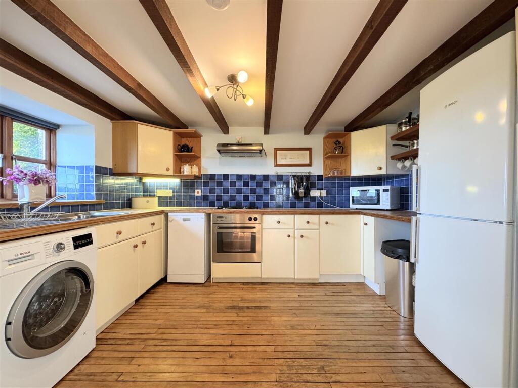House in St Columb Major, Cornwall - View 3