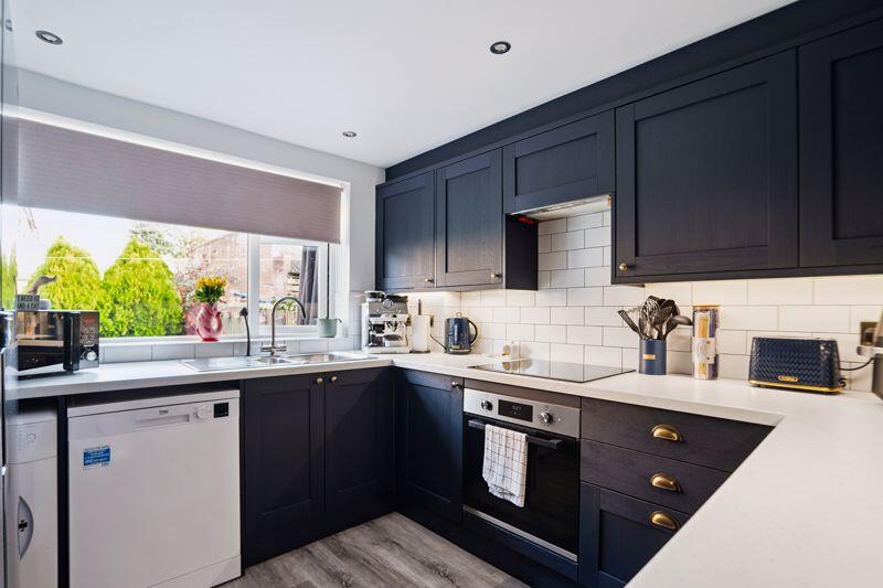 Queensmead Road, Loudwater - View 6