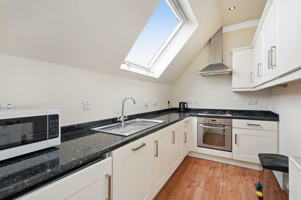 Apartment in Edinburgh - View 5