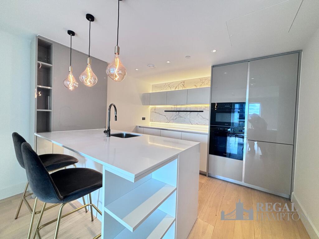 Apartment in London - View 4