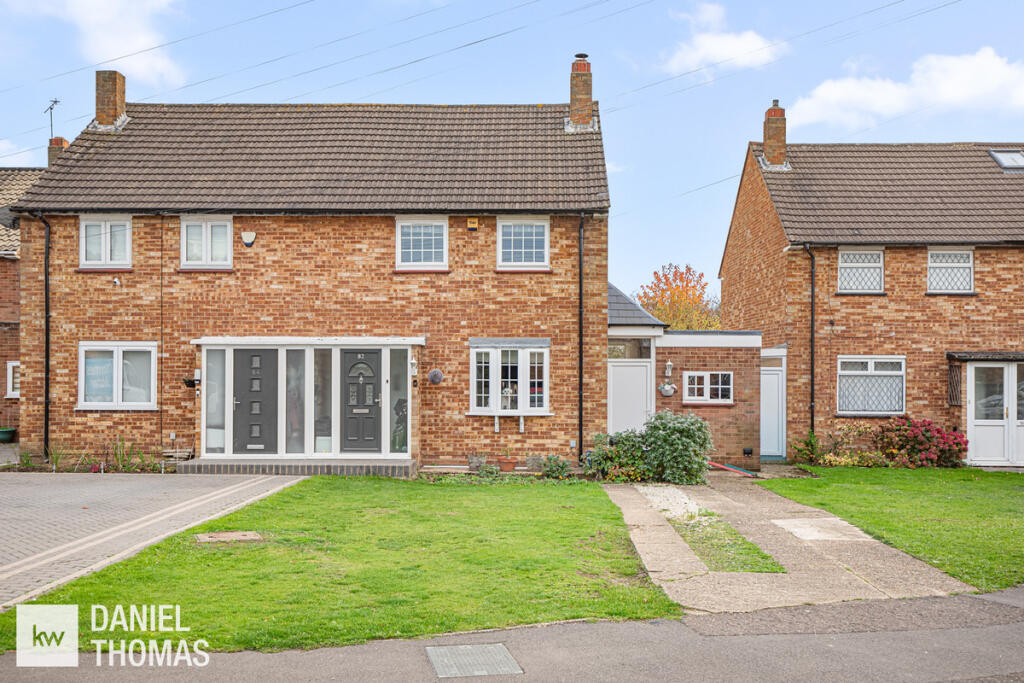 2-bed semi-detached on Beechfield Walk, Waltham Abbey, EN9, £435,000