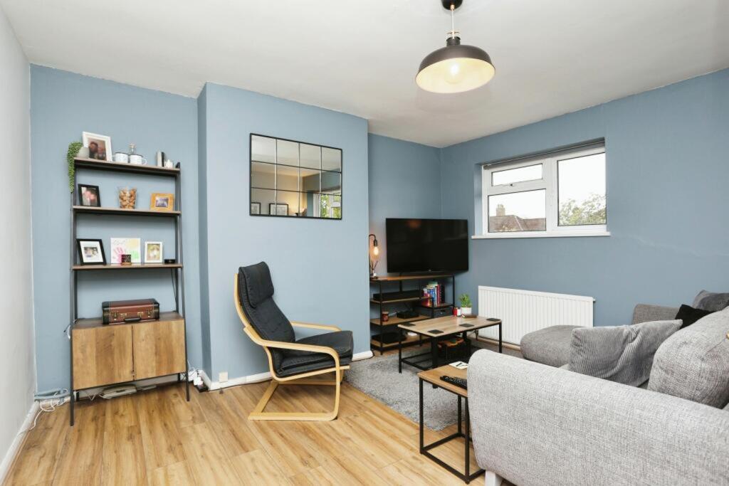 Apartment in London, West Heath - More