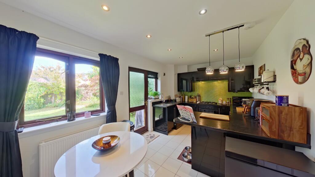 House in Falkirk, Stirling - View 3
