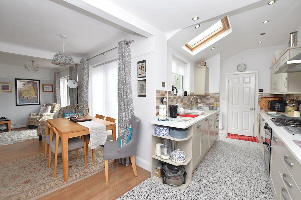 House in Prenton, Larchwood - View 4