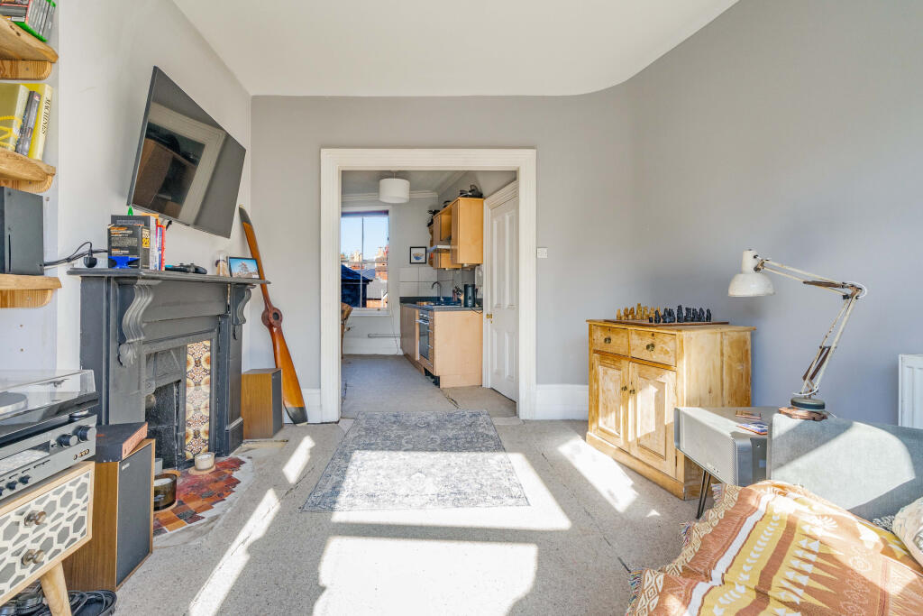 Apartment in Tonbridge - View 5