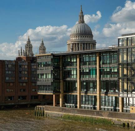Thames Court.JPG