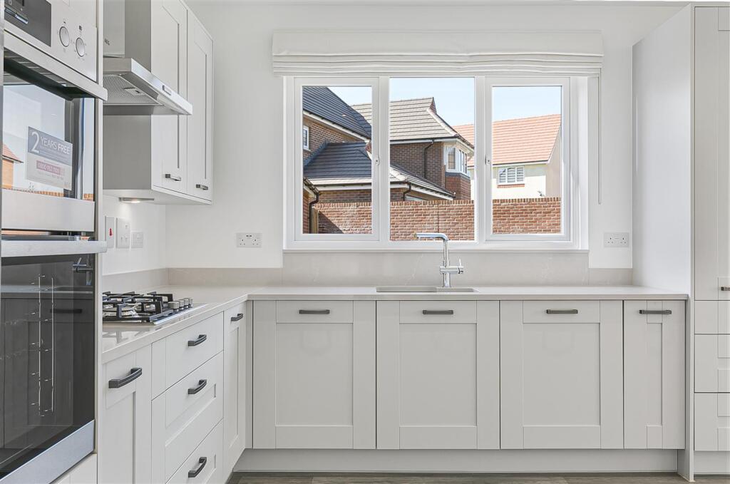 The Shaftesbury, Hendricks Green, Goffs Oak - View 4