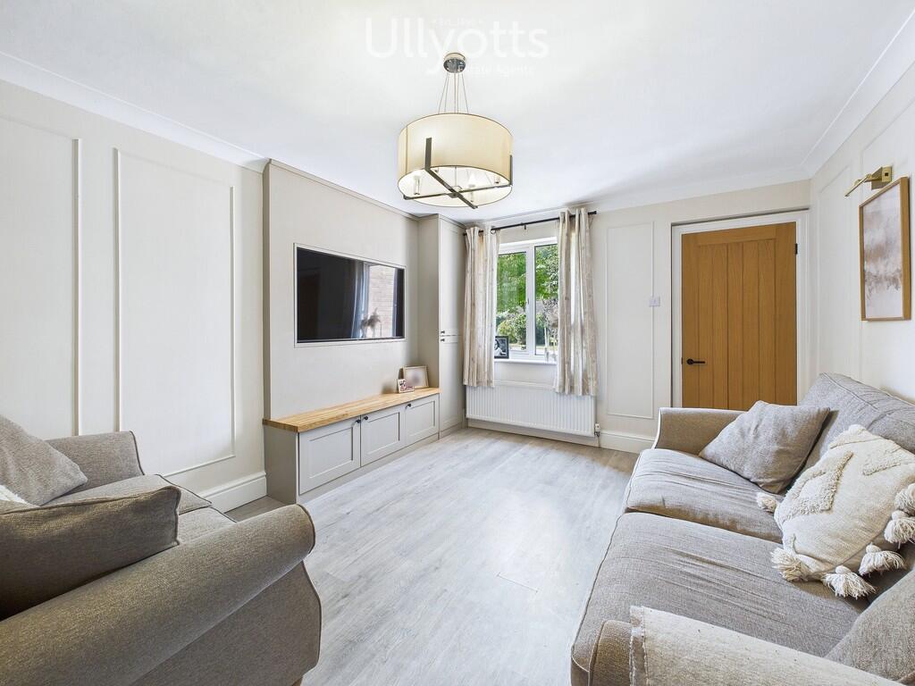 Sanderson Close, Driffield photo 4