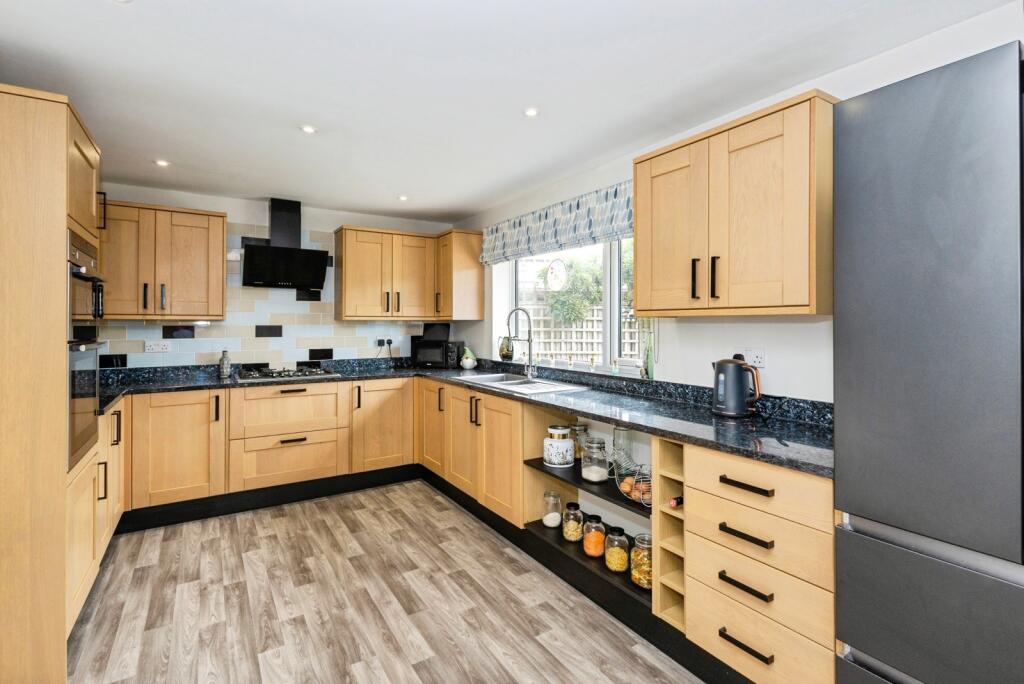 House in Havant, Eastoke - View 4