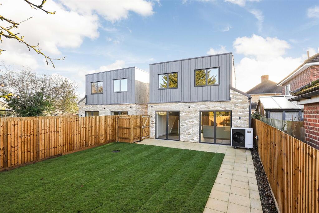 Main image of property: Robinson Mews, Kendal Way, Cambridge
