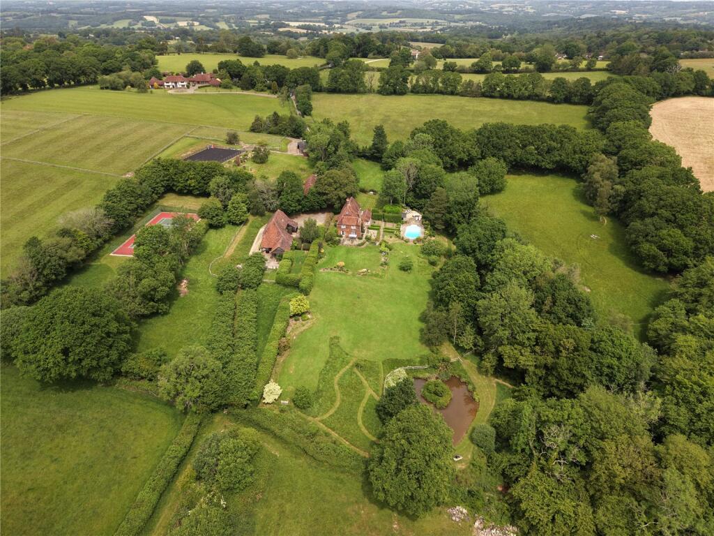Main image of property: Burwash Common, Etchingham, TN19