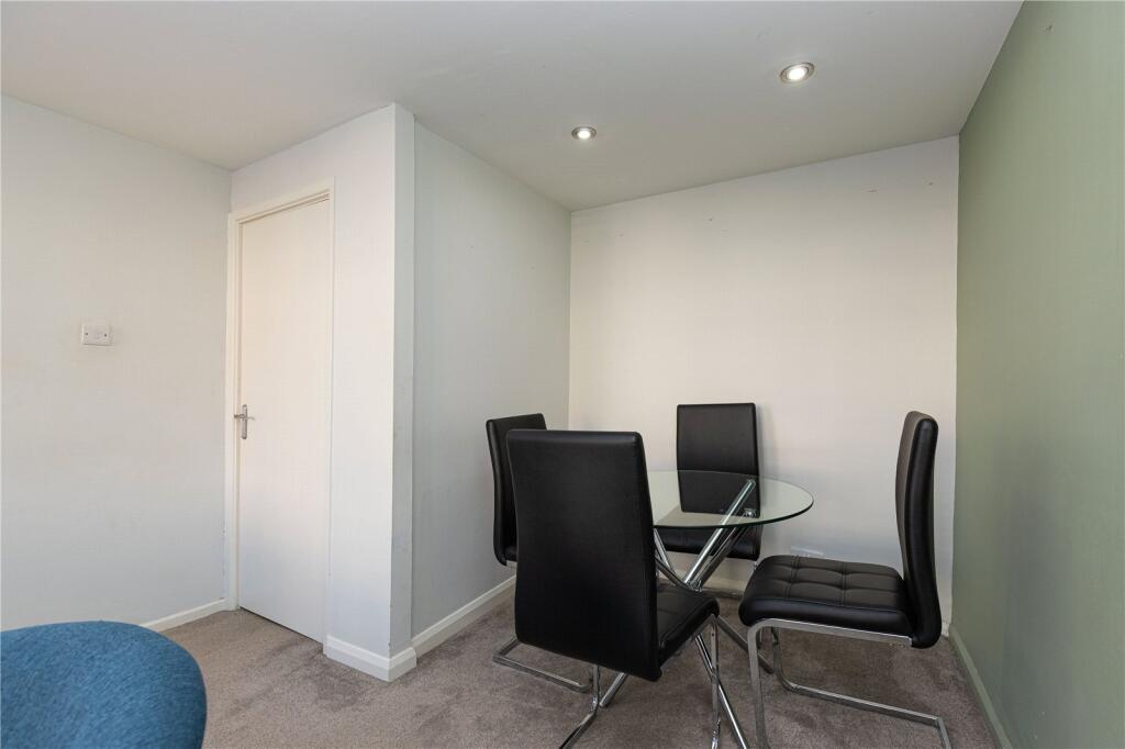 Apartment in Stoke-on-Trent - View 5