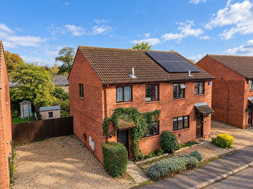 3-bed semi-detached on Larkins Close, Baldock, SG7, £400,000