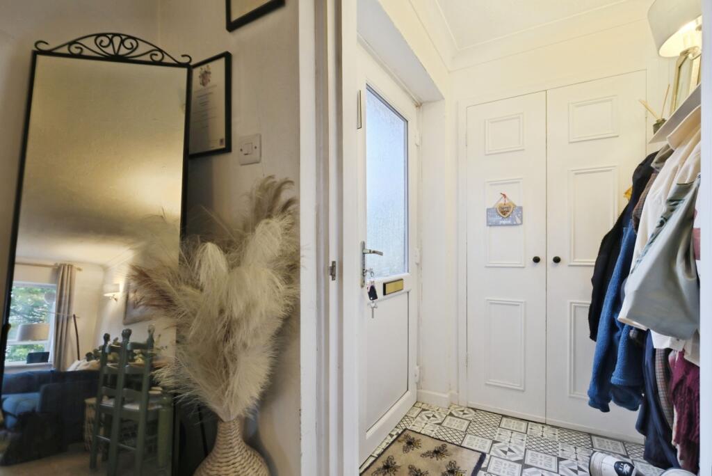 Apartment in New Forest, New Milton - More
