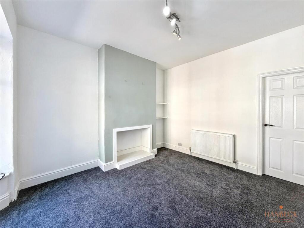 House in Hull, Kingston upon Hull - View 3