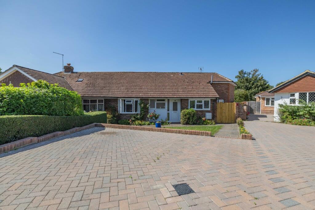 4-bed house on St. Lawrence Close, Canterbury, Kent, CT1, £625,000