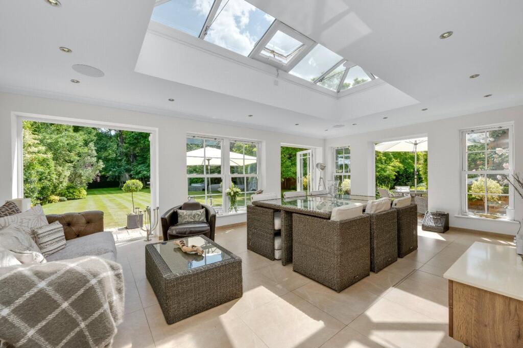 Meadway, Esher, Surrey, KT10 – pohled 6