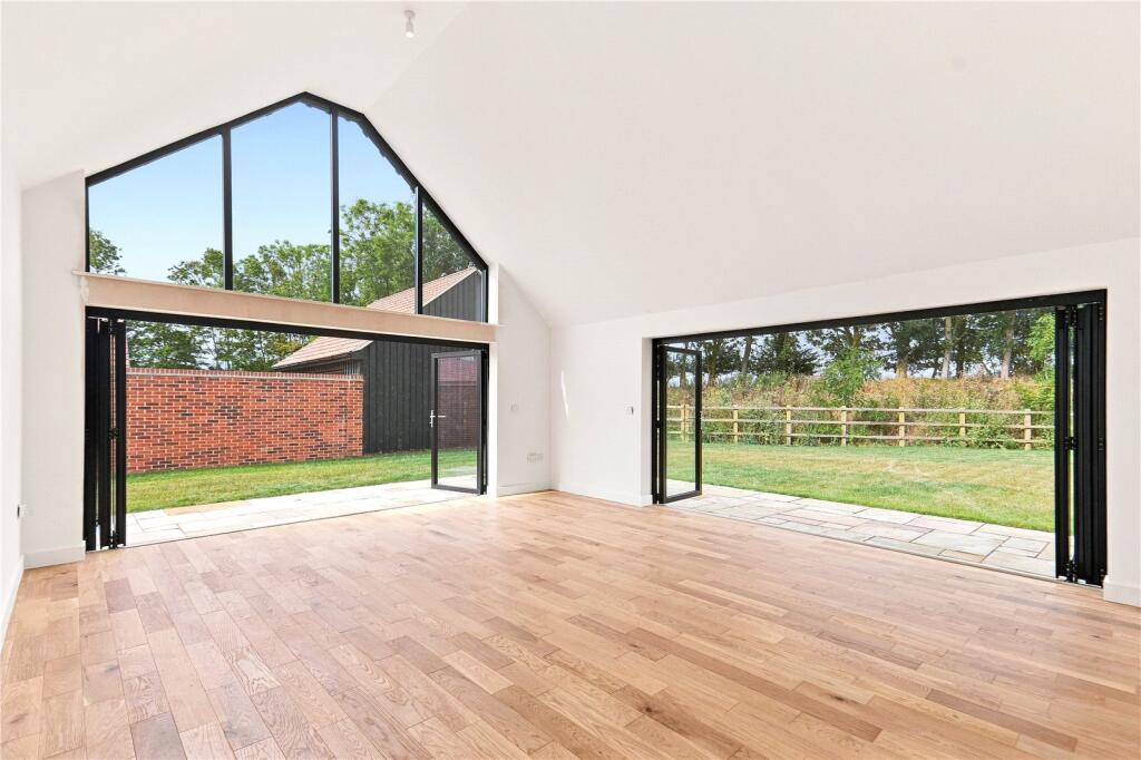 The Pastures, Wramplingham Road, Wymondham, NR18 photo 4