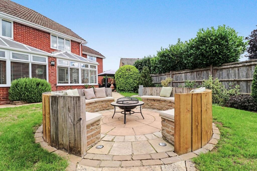 House in Eastleigh, Fair Oak and Horton Heath - View 4
