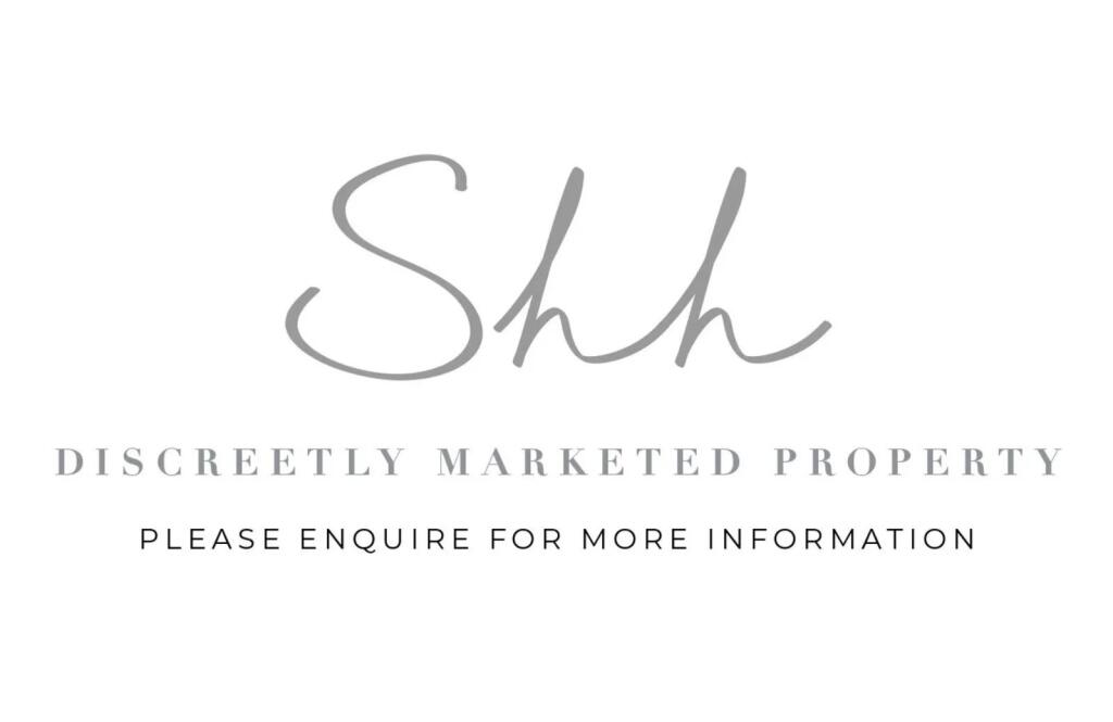 Main image of property: Park View, Chigwell IG7
