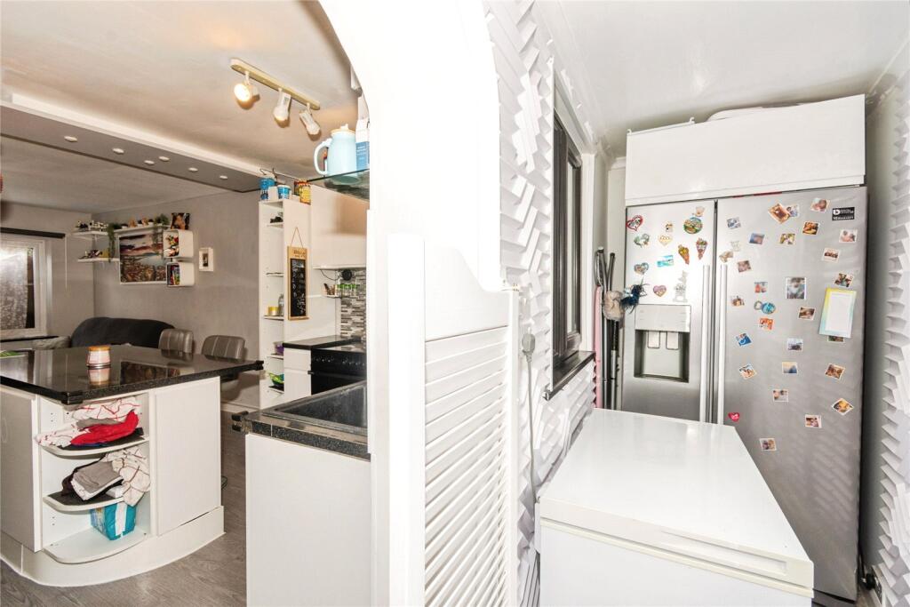 House in Twickenham - View 4