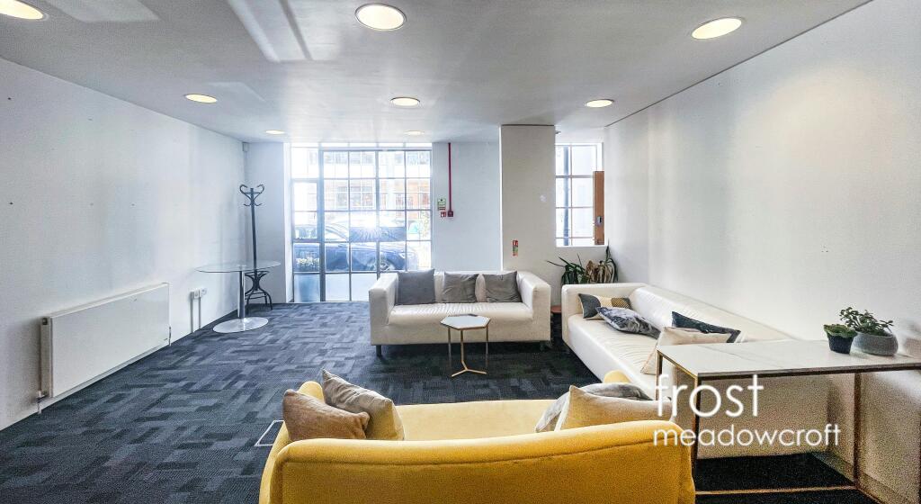 7 Glenthorne Mews W6 office GF 2.jpg