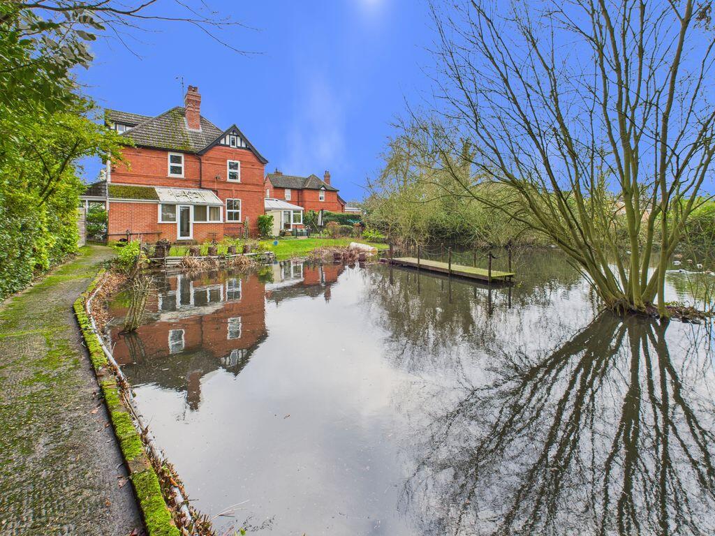 Main image of property: The Vale, 50 Tor O Moor Road, Woodhall Spa