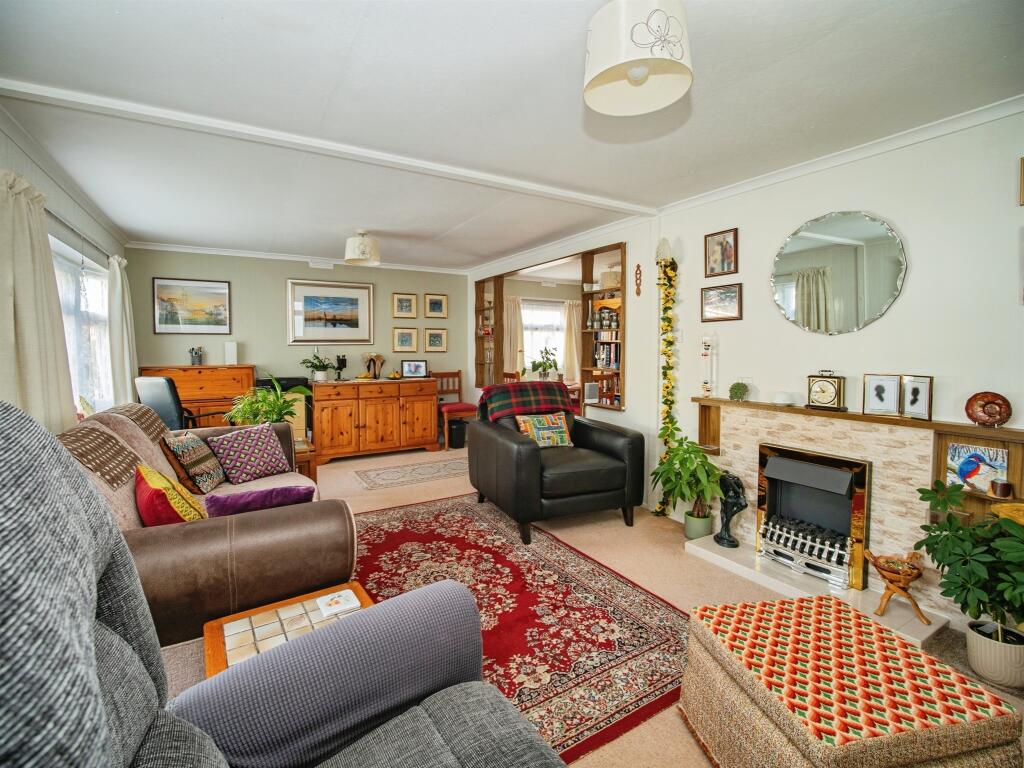 House in Dorchester - View 2