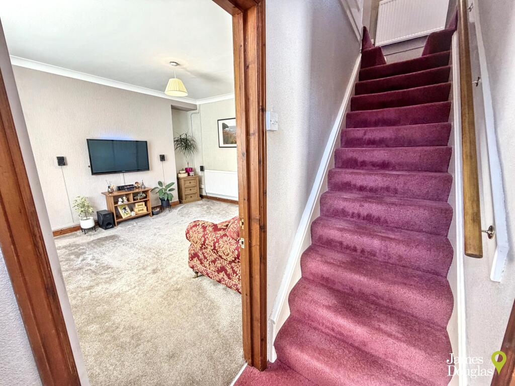 House in Pontypridd, Rhondda Cynon Taf - View 3