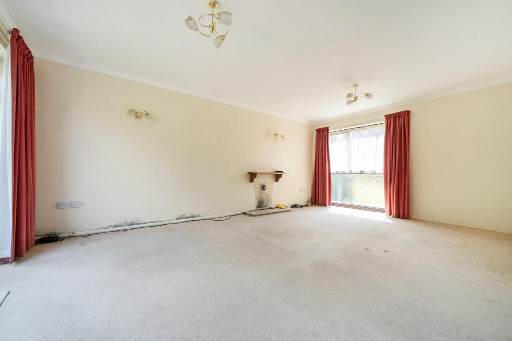 House in Taunton, Galmington - View 5