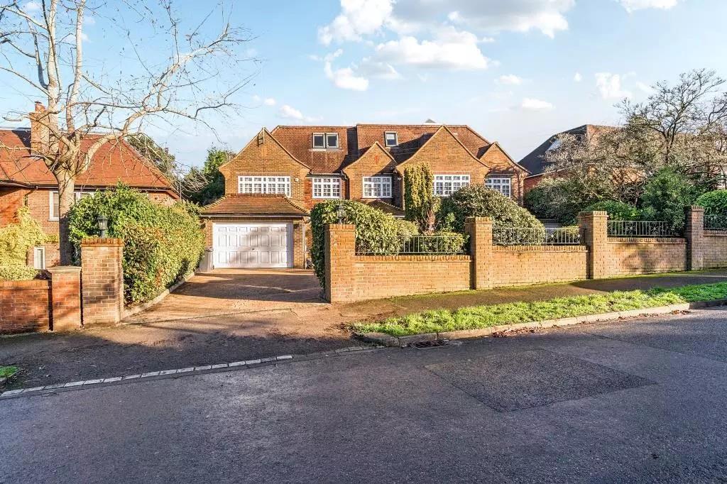 Main image of property: Grange Avenue, Totteridge