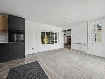House in Reading - View 5