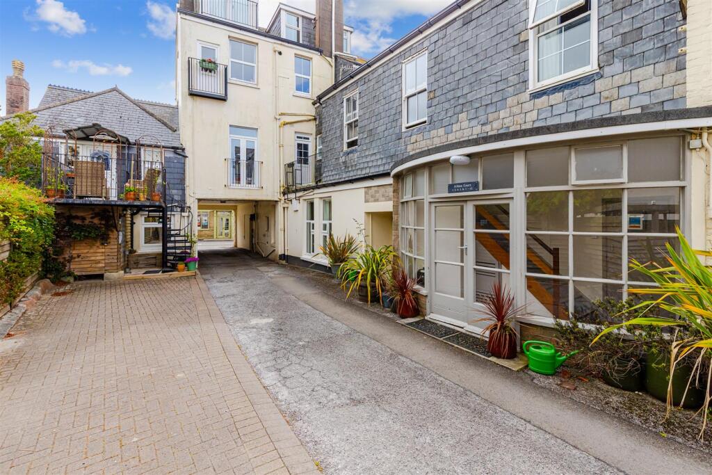 Main image of property: Fore Street, Kingsbridge