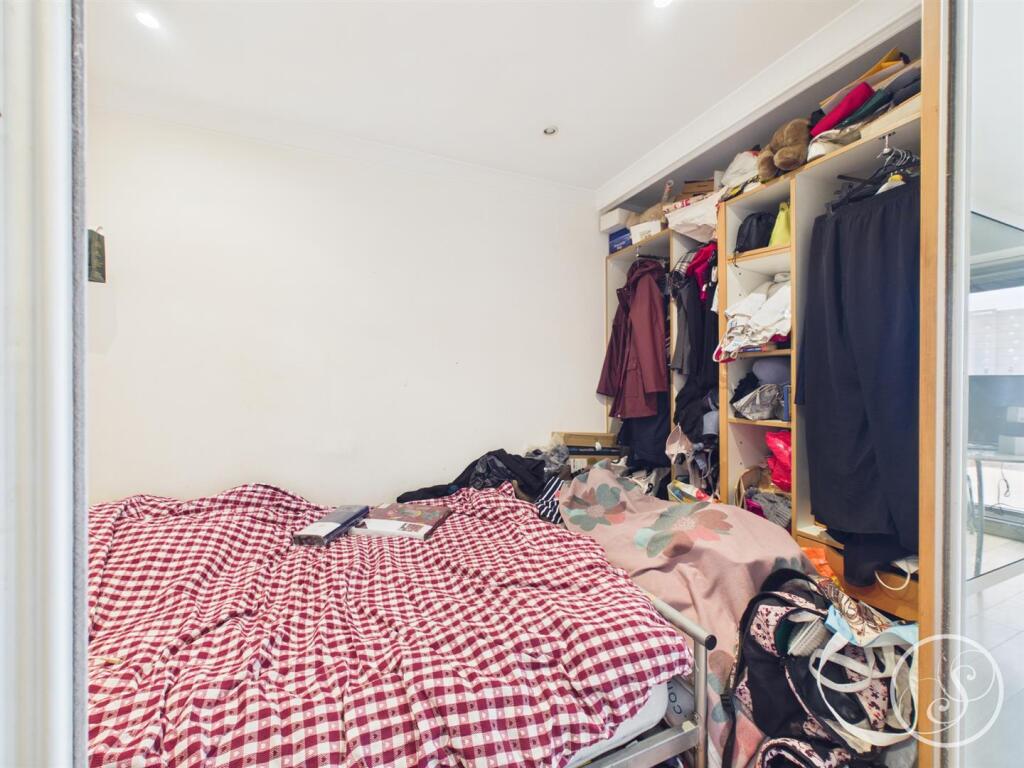 Apartment in Leeds - View 4