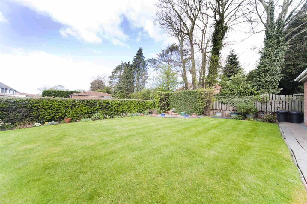 House in Hartlepool, West Park - View 2