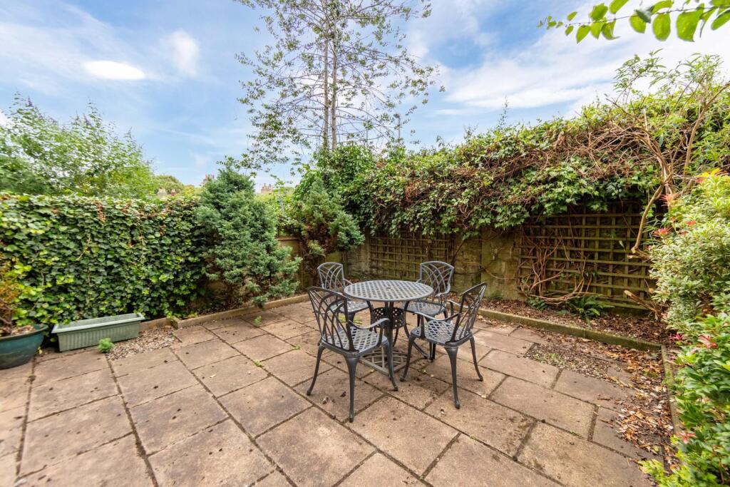 Hencotes Court, Hexham, NE46 - View 6
