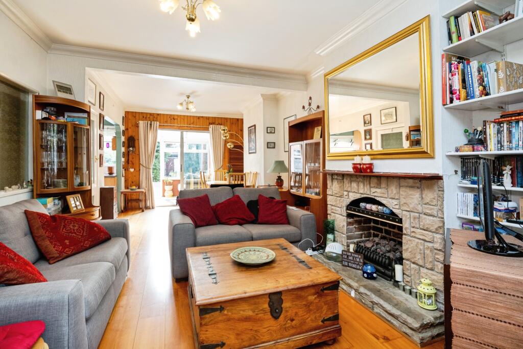 House in London, Walthamstow - More