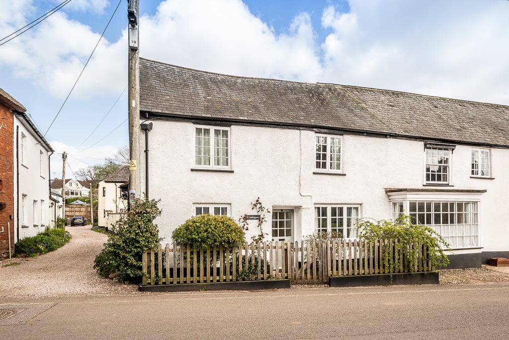 Main image of property: High Street, East Budleigh, Budleigh Salterton, EX9