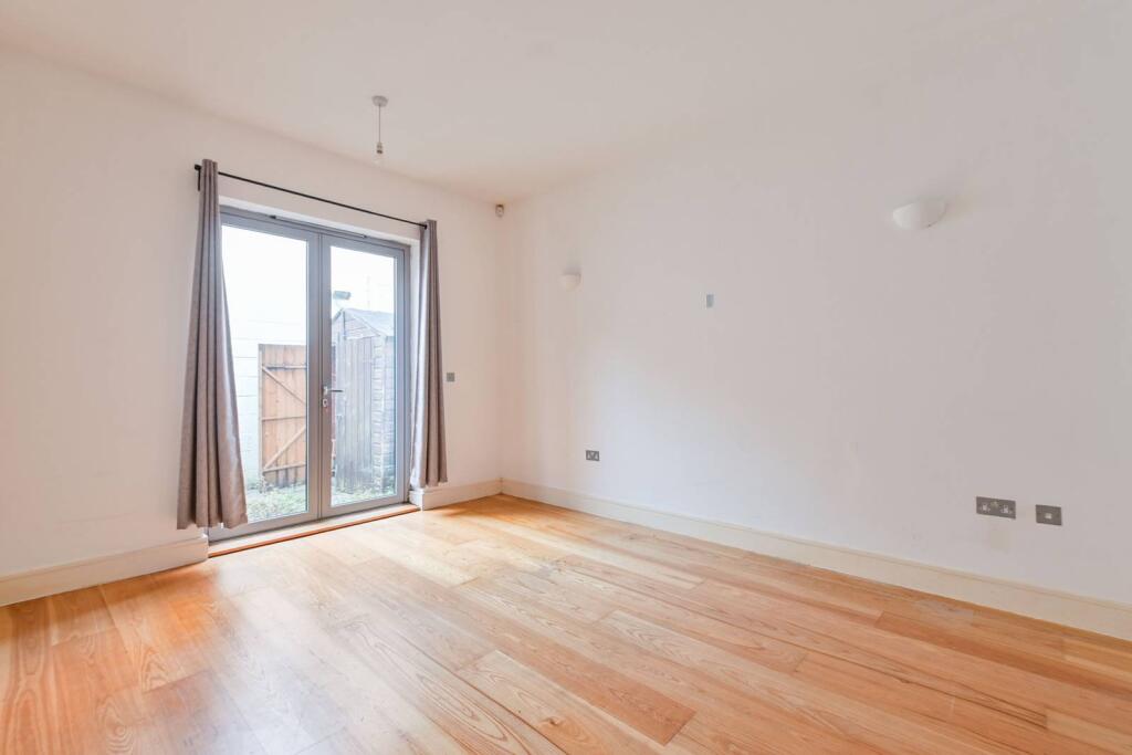 Main image of property: Hermitage Road, Stoke Newington, London, N4