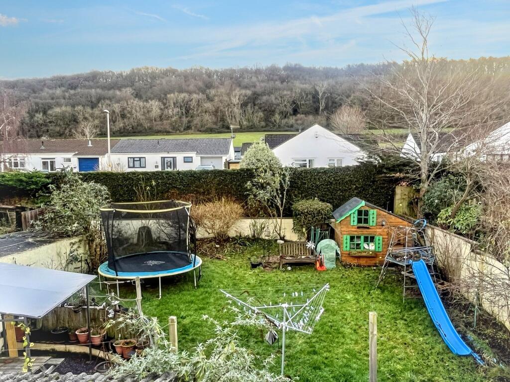 Helens Road, Sandford, Winscombe, North Somerset. BS25 5PD photo 4