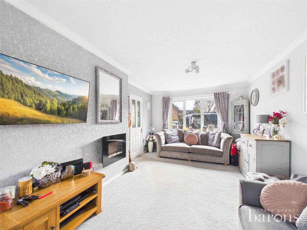 St. Peters Road, Basingstoke, Hampshire, RG22 photo 3