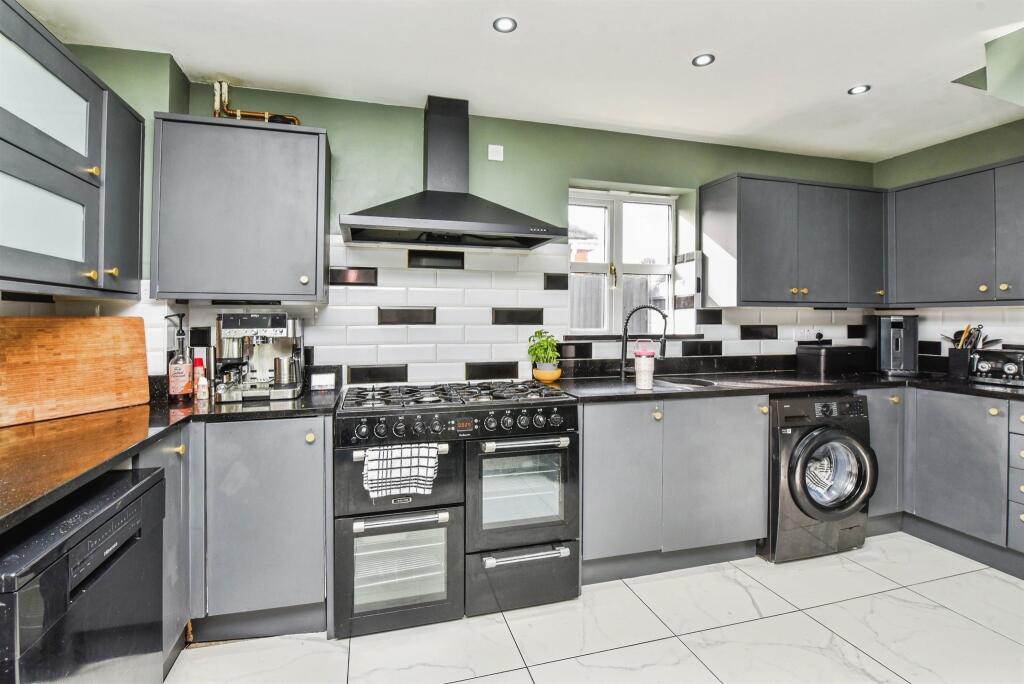 Additional image 13 of Shire Way, Westbury