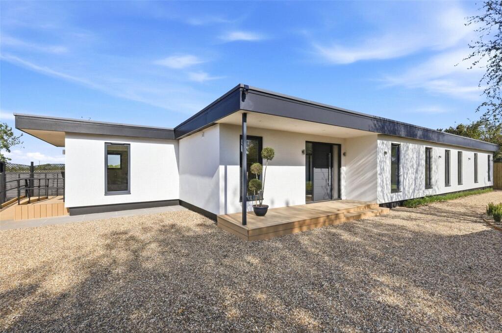 Main image of property: Gransmore Green, Felsted, Dunmow, Essex, CM6