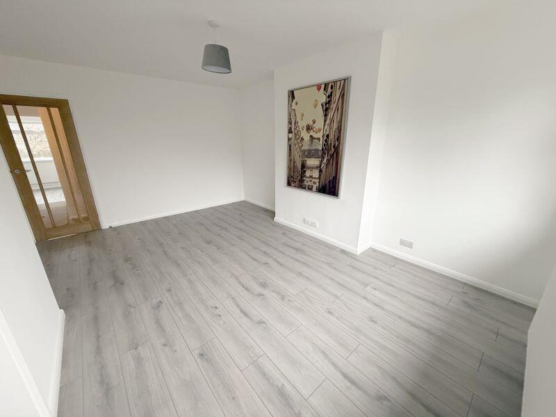 Additional image 4 of Station Close, Brookmans Park, AL9