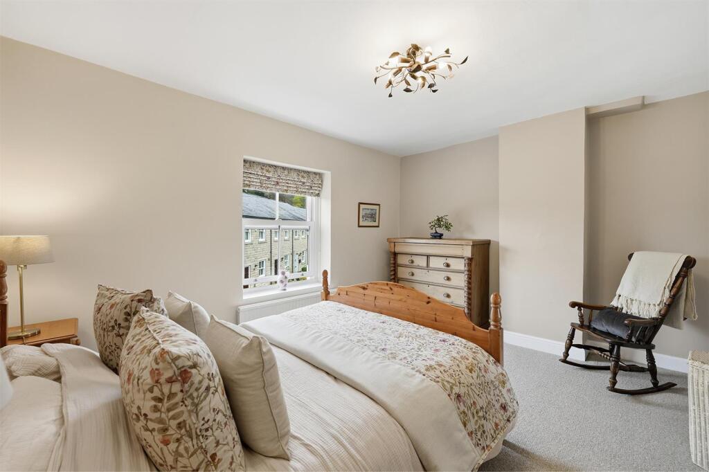 Jackson Lane, Bollington, SK10 5BE photo 4