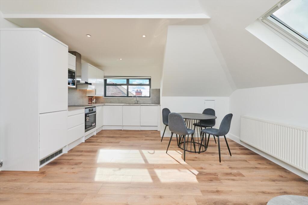 Main image of property: Hendon Way, London, NW4