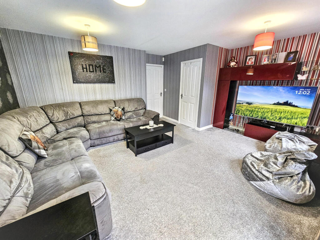 House in Peterborough - View 5